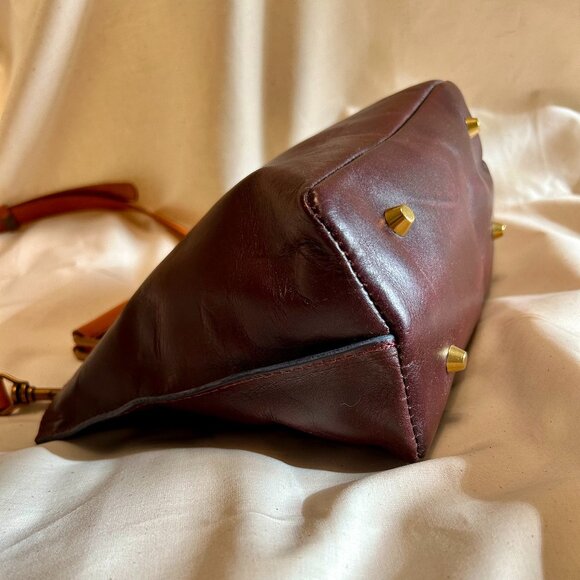 Uppdoo Joy mini tote 100% real leather in deep burgundy brown colour - Picture 8 of 8